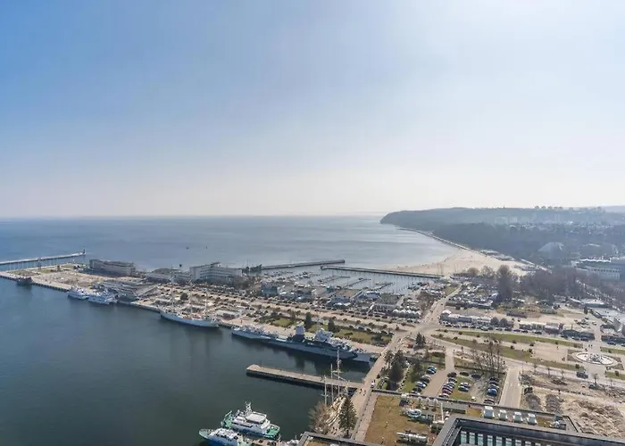 Urbannestgroup_seatowers * Gdynia